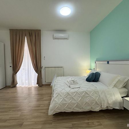 Emerella Luxury Suites-Siderno Lungomare Exterior foto